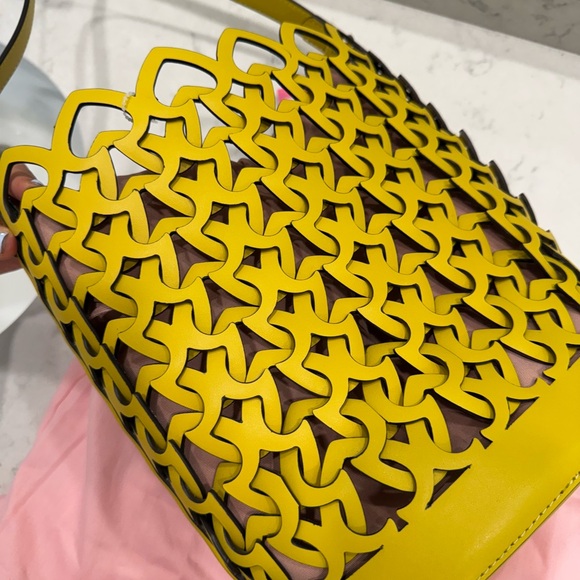 Kate Spade Woven Heart Bucket Bag - Yellow Large - Picture 7 of 11